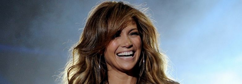 Jennifer Lopez compie 50 anni: la ragazza del quartiere che ha ingannato il tempo
